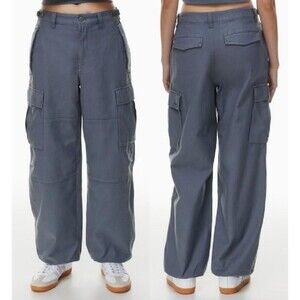 Aritzia Tna Supply cargo pants in GD Vintage Navy slate blue size 0 old money